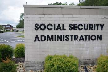 Revealed: You May Be Shocked by How Little Social Security Administration Employees Are Paid: https://g.foolcdn.com/editorial/images/852649/ssa.jpg