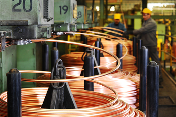 Here's Why Southern Copper Shares Popped Higher This Week: https://g.foolcdn.com/editorial/images/853650/copper-wire-factory-production-machinery-1200x798-36b7a2e.jpg