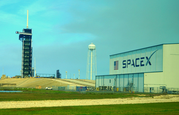 After Beating TSLA in EVs, is China Eyeing Musk's SpaceX Ambitions?: https://staticx-tuner.zacks.com/images/articles/main/c2/92659.jpg