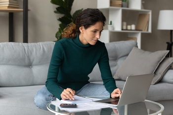 Here's 1 Investment I'm Not Letting Go of in Retirement: https://g.foolcdn.com/editorial/images/852878/woman-30s-laptop-gettyimages-1418471348.jpg