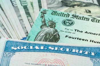 What Happens to Your Social Security Benefit When Your Spouse Dies?: https://g.foolcdn.com/editorial/images/854306/social-security-2.jpg