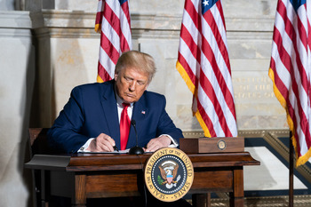 Will the Stock Market Crash Under President Trump in 2026? Historical Data Offers a Grim Answer for Investors.: https://g.foolcdn.com/editorial/images/854435/trump-official-white-house-photo-by-joyce-n-boghosian.jpg