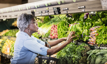 3 Harsh Retirement Truths Every Older American Needs to Know: https://g.foolcdn.com/editorial/images/854125/senior-woman-produce-aisle-gettyimages-1145100470-1.jpg