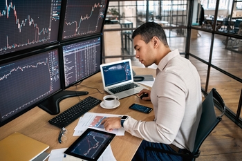 Could 2026 Be a Turnaround Year for UPS Stock?: https://g.foolcdn.com/editorial/images/853999/investor-analyzing-a-chart.jpg