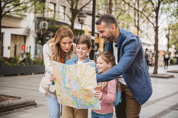 Could This International ETF Be One of the Best Investments of 2026?: https://g.foolcdn.com/editorial/images/848087/looking-at-map-2025.jpg