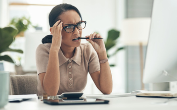 Why the Dow, S&P 500, and Nasdaq Can't Pick a Direction Today: https://g.foolcdn.com/editorial/images/862180/worried-investor-thinking-hard.jpg