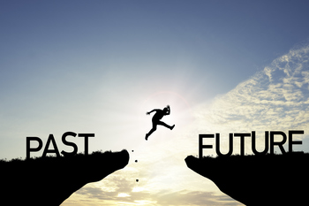 The Best 3 Industrial Energy Stocks to Buy and Hold for Decades: https://g.foolcdn.com/editorial/images/858857/22_03_21-a-person-jumping-between-cliffs-one-with-past-written-on-it-and-the-other-with-future-_gettyimages-1295289697.jpg