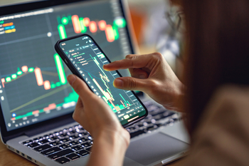 The Best Financial Stocks to Buy With $1,000 Right Now: https://g.foolcdn.com/editorial/images/859766/a-person-looking-at-a-chart-on-a-mobile-phone.jpg