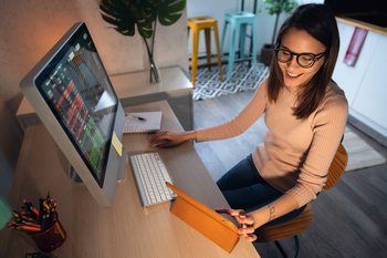 Why Cognyte Software Stock Crushed it Today: https://g.foolcdn.com/editorial/images/862415/young-person-at-a-desk-using-a-pc-and-tablet-computer-simultaneously.jpg