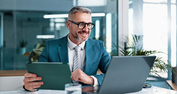 Meet the Value Stock With a 6.6% Dividend Yield That's Begging to Be Bought in April: https://g.foolcdn.com/editorial/images/862309/an-investor-smiles-while-sitting-in-front-of-a-laptop-computer-while-holding-an-ipad.jpg