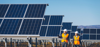 Should You Buy Brookfield Renewable Corporation While It's Below $40?: https://g.foolcdn.com/editorial/images/861631/solar-panels-with-engineers.jpg