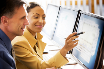 Better AI Growth Buy: Broadcom vs Oracle: https://g.foolcdn.com/editorial/images/862649/gettyimages-woman-points-at-computer-with-a-pen-to-show-something-to-a-colleague.jpg