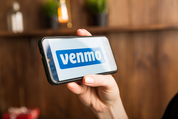 PayPal Expands Venmo: Will It Become a Global Commerce Engine?: https://staticx-tuner.zacks.com/images/articles/main/b5/7505.jpg
