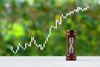 Tech Sell-Off: Wall Street Sees 60% or More Upside for These S&P 500 Stocks: https://g.foolcdn.com/editorial/images/863397/growth-stock-profit-opportunity.jpg