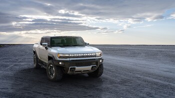 This Top Stock Could Win Big as It Completely Flips Margins: https://g.foolcdn.com/editorial/images/863741/2022-gmc-hummer-ev-030-1a.jpg