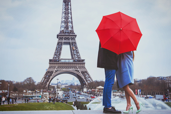 JPMorgan's Dimon Warns Europe Is on a Slow Decline -- and That Is Now a Direct Risk for U.S. Investors With International Exposure: https://g.foolcdn.com/editorial/images/864188/couple-behind-red-umbrella-in-paris-eiffel-tower-1201x801-d21b45d.jpg
