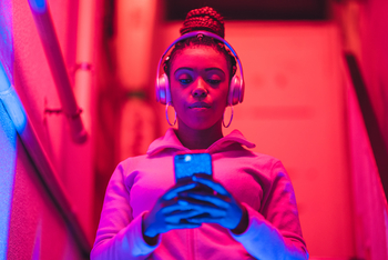 1 ETF and 1 AI Stock I'd Buy If I Were in My 20s: https://g.foolcdn.com/editorial/images/865464/gettyimages-1141254399-1200x800-5b2df79.jpg