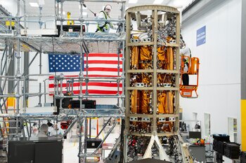 Blue Origin's Blue Ring Isn't Blue... or a Ring. But It May Be the Future of Space.: https://g.foolcdn.com/editorial/images/864825/blue-origin-blue-ring-space-tug-is-blue-origin.jpg