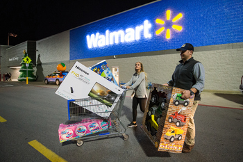 This Unstoppable Dividend Stock Could Be the Only Retailer I'd Hold Through the Next Market Crash.: https://g.foolcdn.com/editorial/images/866591/walmart-black-friday.jpg