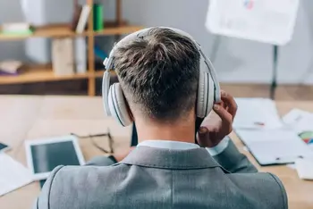 Koss Incurs Q3 Loss Due to Weak Europe Sales, Cost Pressures: https://staticx-tuner.zacks.com/images/articles/main/b5/159583.webp