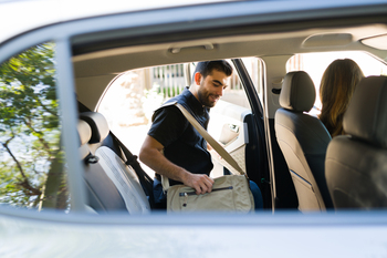 Americans Are Driving Less and Carpooling More as Gas Hits $4.56. Here's 1 Stock Built for This Moment.: https://g.foolcdn.com/editorial/images/869061/gettyimages-1354259171.jpg