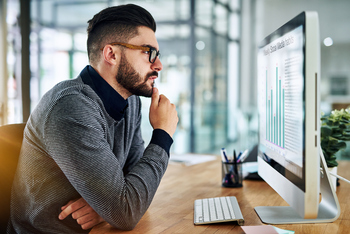 Is This 1 Massively Undervalued Cryptocurrency a Screaming Buy for Investors With $5,000?: https://g.foolcdn.com/editorial/images/854402/investors-analyzes-data-on-large-screen.jpg