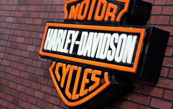 Harley Q4 Earnings Miss Expectations, Revenues Fall Y/Y: https://staticx-tuner.zacks.com/images/articles/main/db/726.jpg