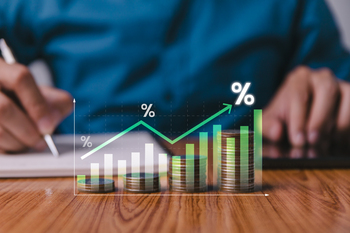 1 Top Dividend Stock to Buy and Hold for 10 Years: https://g.foolcdn.com/editorial/images/856168/top-dividend-stock-to-buy-now.jpg