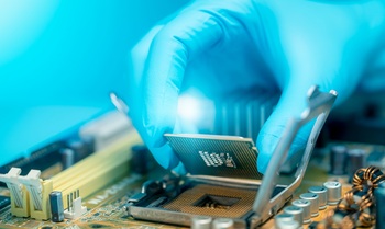 Has This Back-From-the-Dead Semiconductor Stock Really Gotten Its Mojo Back?: https://g.foolcdn.com/editorial/images/856566/microprocessor-getty.jpg