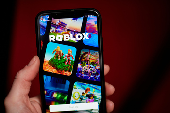The Beaten-Down Gaming Stock Wall Street Insiders Are Quietly Buying: https://g.foolcdn.com/editorial/images/853182/rblx.jpg