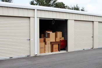 What I'm Watching With CubeSmart Stock To See If It Beats The Market: https://g.foolcdn.com/editorial/images/855419/a-self-storage-unit-with-boxes_gettyimages-157641951-1200x800-5b2df79.jpg