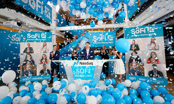 The Best Financials Stocks to Buy With $500 Right Now: https://g.foolcdn.com/editorial/images/856317/sofi-nasdaq-listing-image-of-day-that-sofi-was-listed.jpg