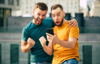 A Friendlier Regulatory Environment May Be on the Horizon for These 2 Energy Stocks as the Trump Administration Rolls Back Greenhouse Gas Regulation: https://g.foolcdn.com/editorial/images/855739/23_11_08-a-couple-looking-at-a-phone-and-acting-excitedly-_mf-dload-gettyimages-1270038748-1201x772-f9fd0c6.jpg