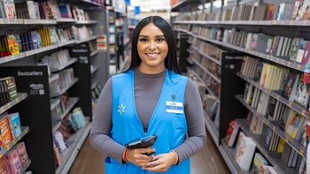 Walmart Isn't the Biggest Company in the U.S. Anymore, but Here's the Surprising Catalyst That's Driving Growth: https://g.foolcdn.com/editorial/images/857447/walmart-associate-in-store.jpg