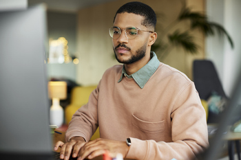 Worried About a Decline in Stocks? This Magnificent Index Fund Could Turn $300 Per Month into $1 Million.: https://g.foolcdn.com/editorial/images/857807/gettyimages-1313131421.jpg