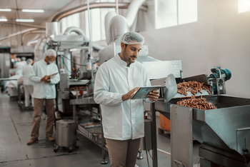 Middleby Is Spinning Off Its Food Processing Segment After a $540 Million Asset Sale. Can the Breakup Close Its Valuation Gap?: https://g.foolcdn.com/editorial/images/857531/gettyimages-1176094666.jpg