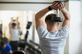 3 Things to Know About Planet Fitness Stock Before You Buy: https://g.foolcdn.com/editorial/images/859316/lifting-weights-at-gym.jpg